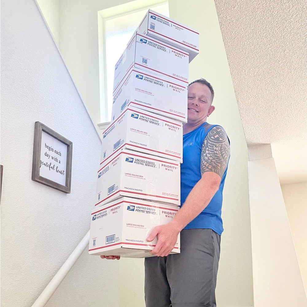 PLEASE LIKE THIS LISTING TO BE NOTIFIED  WHEN I GO LIVE 😊 - Picture 3 of 6